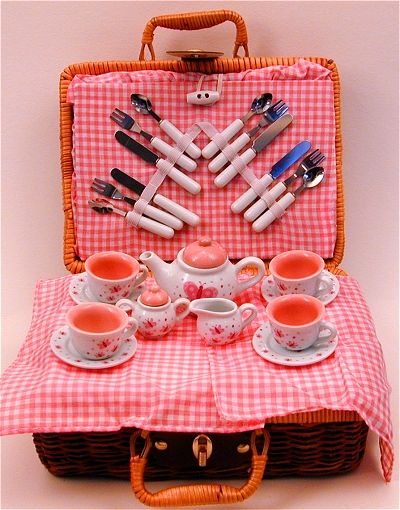 schylling butterfly tea set basket
